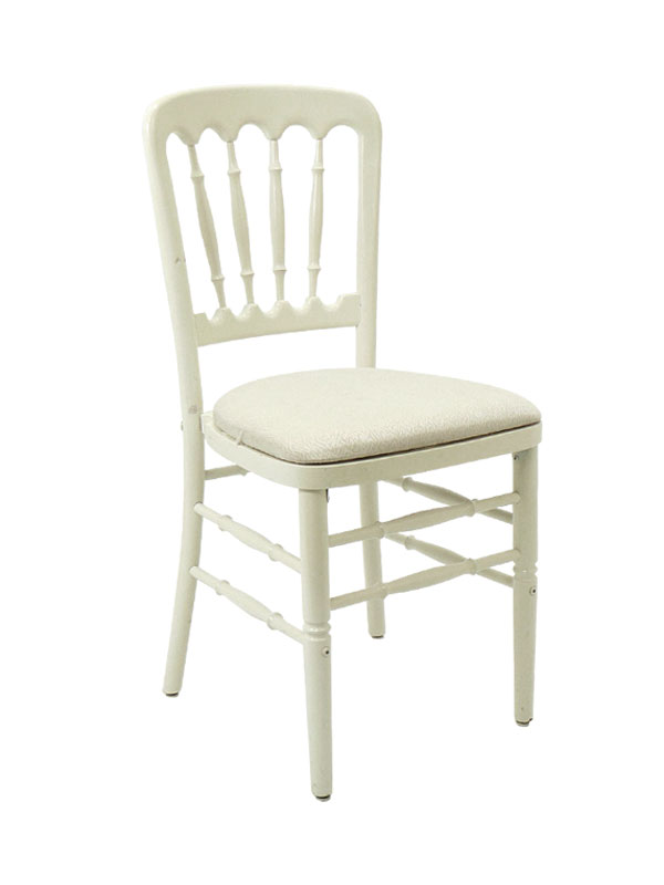 White_Versailles_4cc2211d3b9ba.jpg